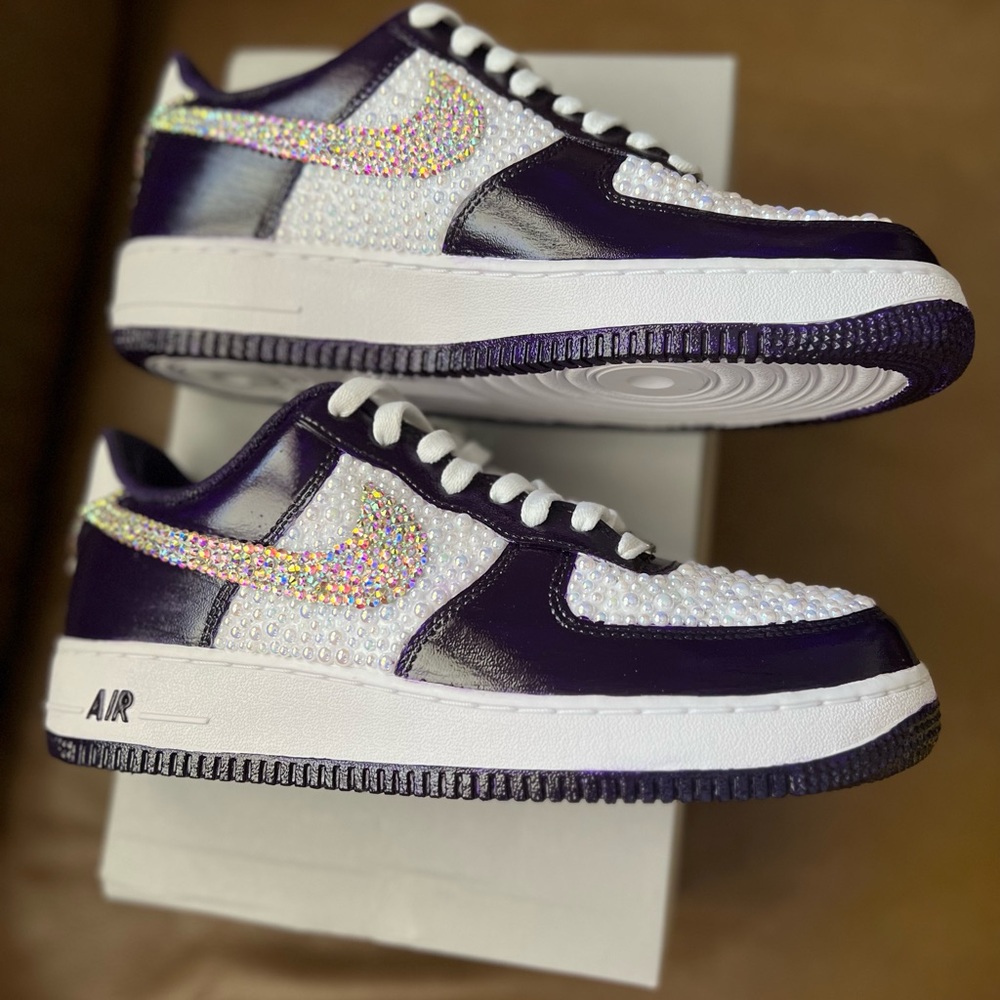 Custom Air Force  1 Lows. All sizes and colors available